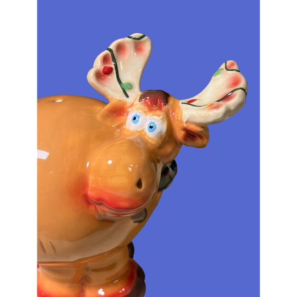 Pacific Christmas Reindeer salt and Pepper Shaker Set - Picture 9 of 12